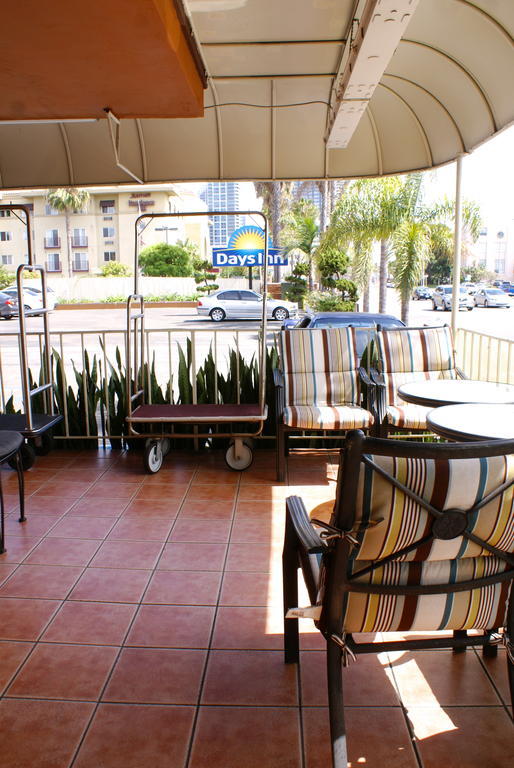 Days Inn Harbor View San Diego Exterior photo